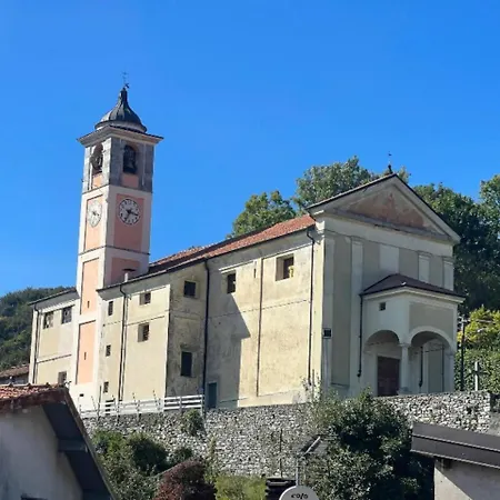 Tra Maggiore E D'orta Acqua Apartmán *