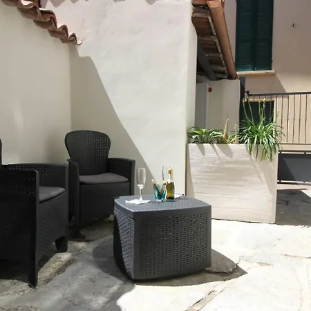 Apartman Tra Maggiore E D'orta Acqua