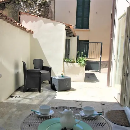 Tra Maggiore E D'orta Acqua Apartmán *