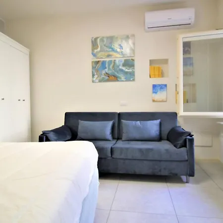 Apartman Tra Maggiore E D'orta Acqua *