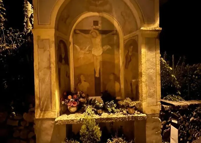 Tra Maggiore E D'orta Acqua