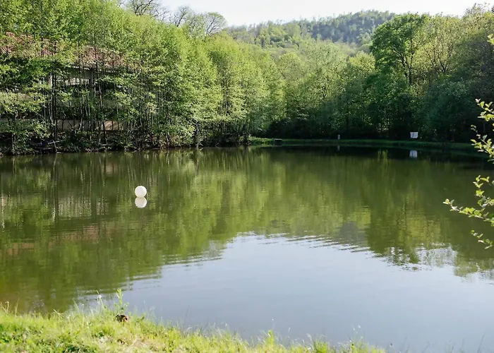 Tra Maggiore E D'orta Acqua *