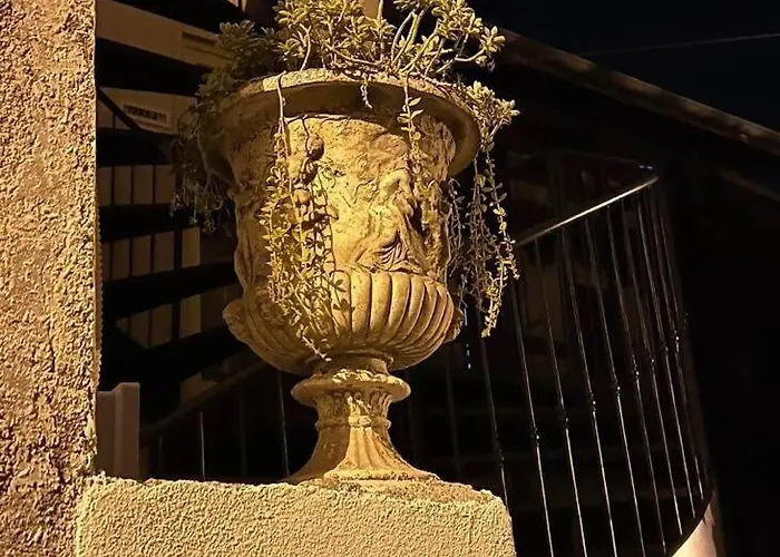 Tra Maggiore E D'orta Acqua شقة