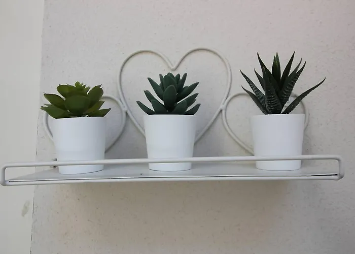 Tra Maggiore E D'orta Acqua 아파트 콜라자