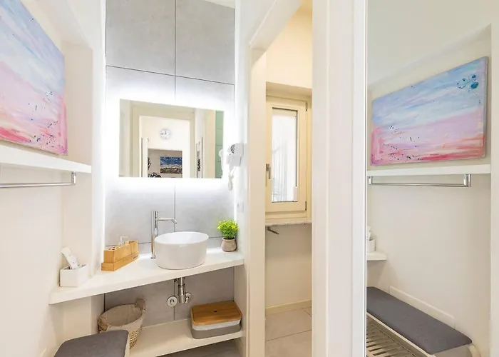 Tra Maggiore E D'orta Acqua * Colazza