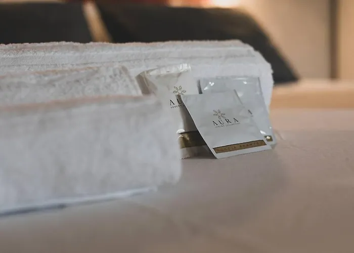 Tra Maggiore E D'orta Acqua *